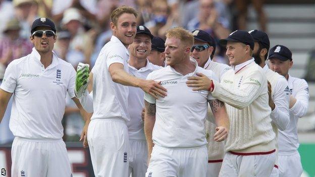 England players celebrate