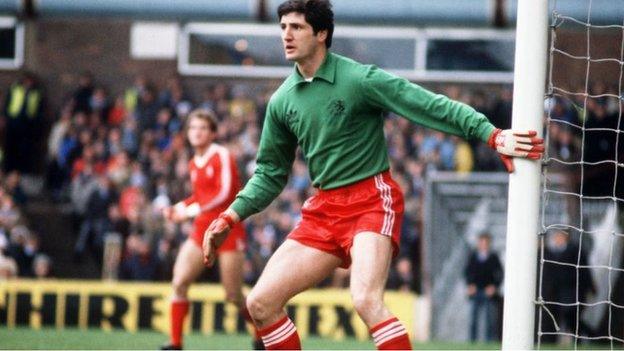 Jim Platt in goal for Middlesbrough FC