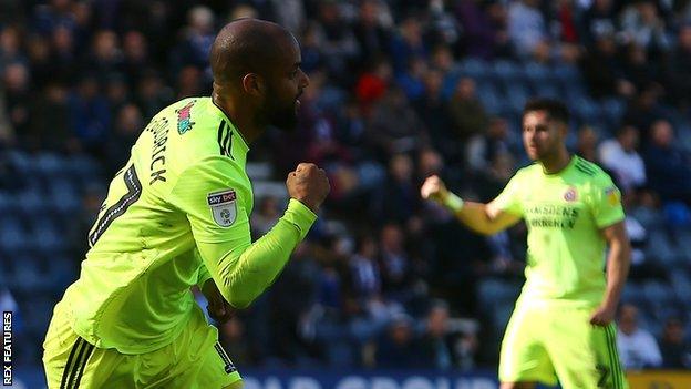 David McGoldrick celebrating his goal for Sheffield United