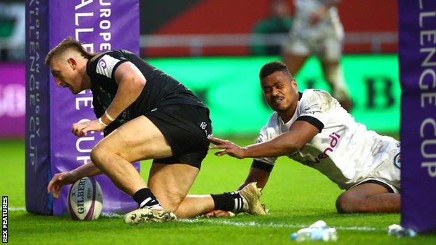 Sam Bedlow scores for Bristol