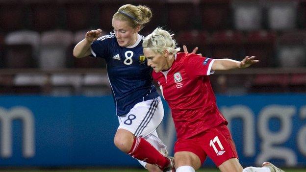 Kim Little (left) and Jess Fishlock