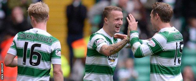 Leigh Griffiths (centre) scored his 13th goal of the season