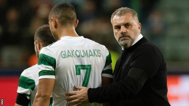 Ange Postecoglou with some of his Celtic players