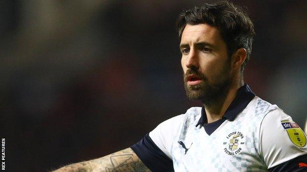 Alan Sheehan in action for Luton