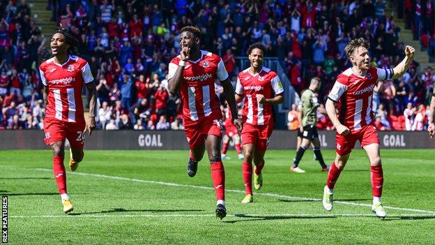 Offrande Zanzala celebrates his goal