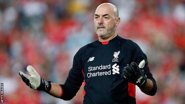 Bruce Grobbelaar in action in a Liverpool Legends game in 2016