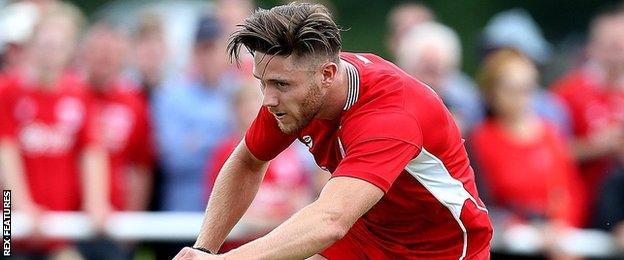 Wes Burns in action for Bristol City