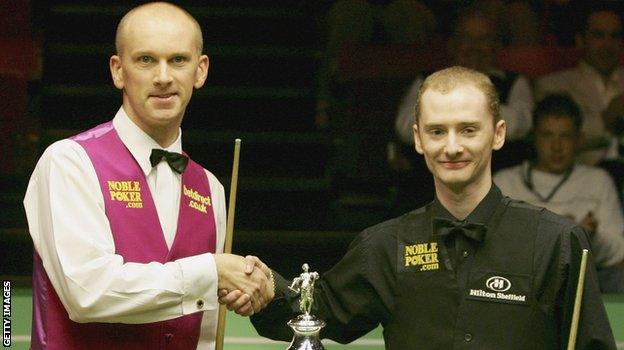 Peter Ebdon (left) and Graeme Dott