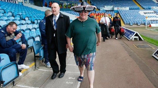 Rotherham manager Steve Evans