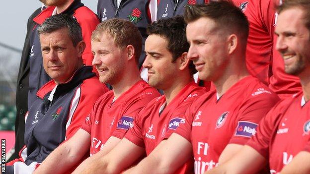 Ashley Giles and Lancashire team