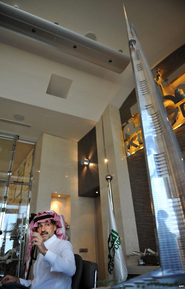 Prince Alwaleed unveils plans for the Kingdom Tower in Jeddah (2 August 2011)