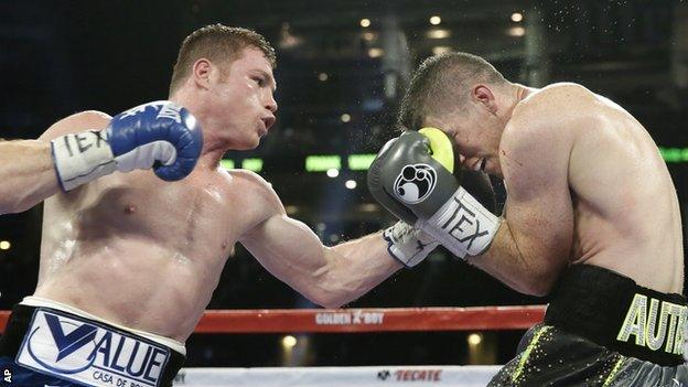 Saul Alvarez and Liam Smith