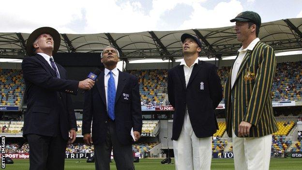 Captains Nasser Hussain and Steve Waugh at the toss in 2002