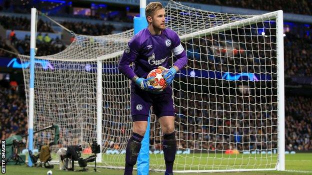 Goalkeeper Ralf Fahrmann