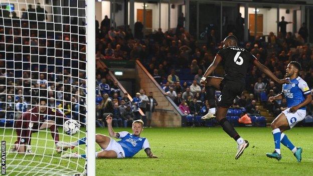 Semi Ajayi scores for West Brom