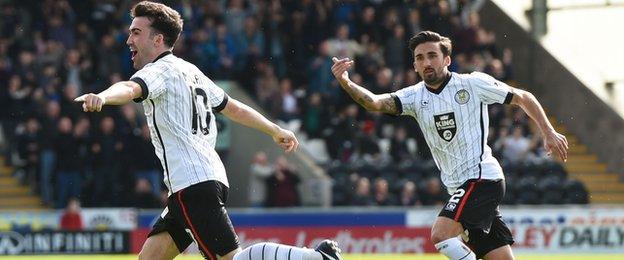 St Mirren midfielder Stevie Mallan