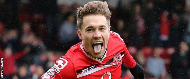 Walsall's Tom Bradshaw celebrates