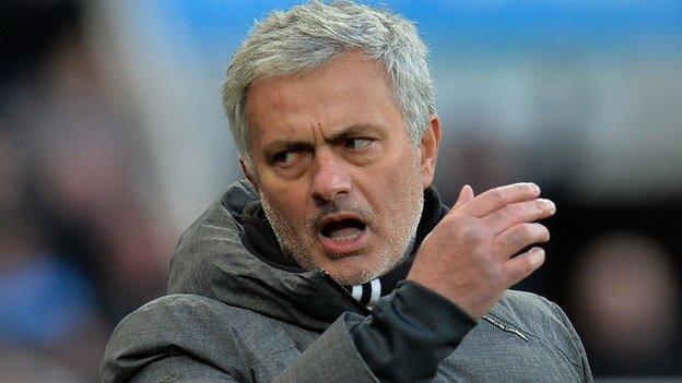 Jose Mourinho frustrated as Man Utd lose to Newcastle