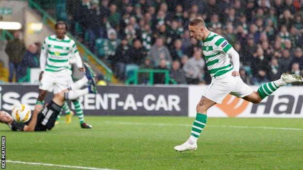 Leigh Griffiths scores for Celtic against Rosenborg