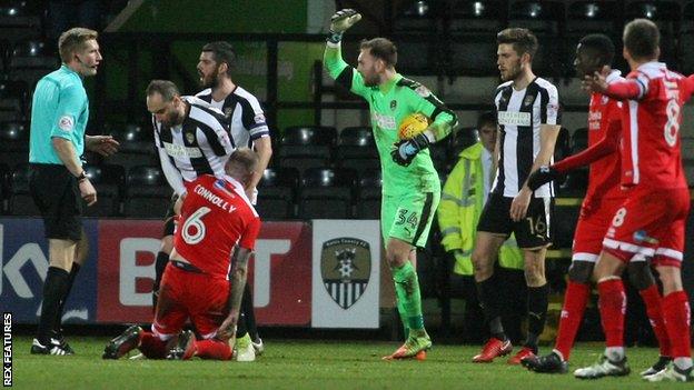 Ross Fitzsimons sent off for Notts County