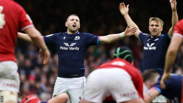 Finn Russell's yellow card proved costly as Scotland slipped to narrow defeat in Cardiff