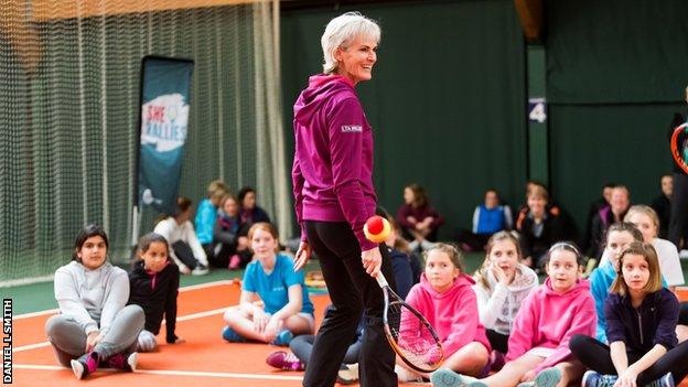 Judy Murray takes a Miss-Hits sessions for girls in the She Rallies scheme