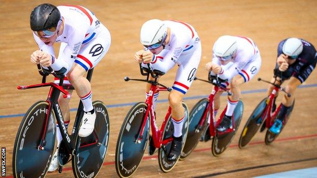 The KGF team pursuit quartet