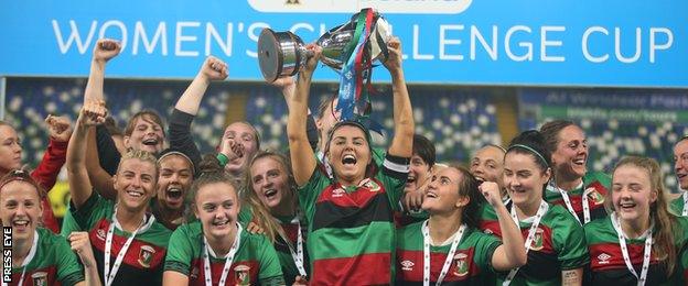 Jessica Foy lifts the Irish Cup