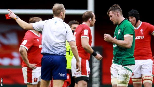 Peter O'Mahony is sent off