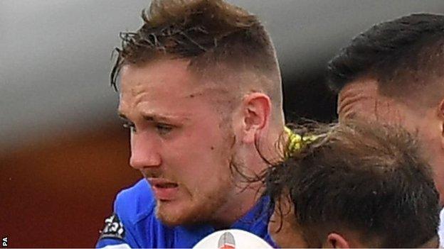 Warrington forward Ben Currie scored his side's opening try against Wakefield at Belle Bue