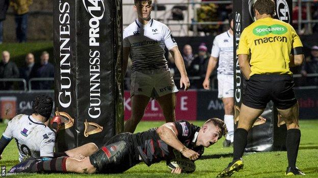 Edinburgh's Magnus Bradbury scores a try against Ospreys