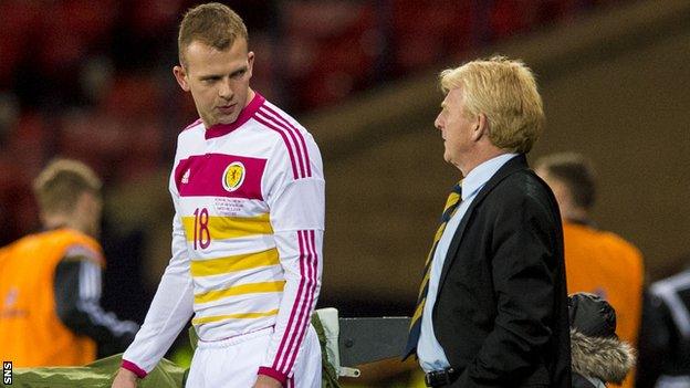 Jordan Rhodes and Gordon Strachan