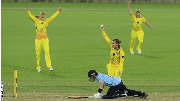 Jess Jonassen claims final wicket