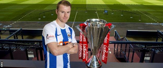 Kilmarnock captain Stevie Smith with the Scottish Premiership trophy