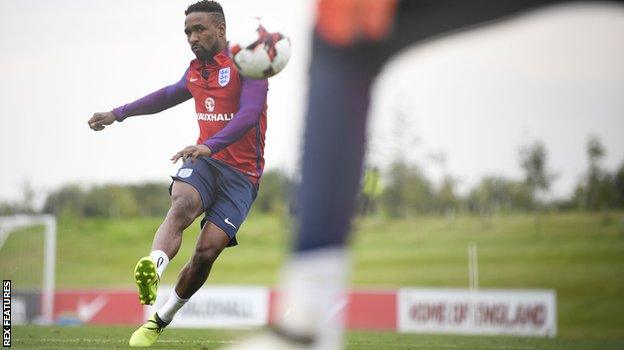 Jermain Defoe training at St George's Park