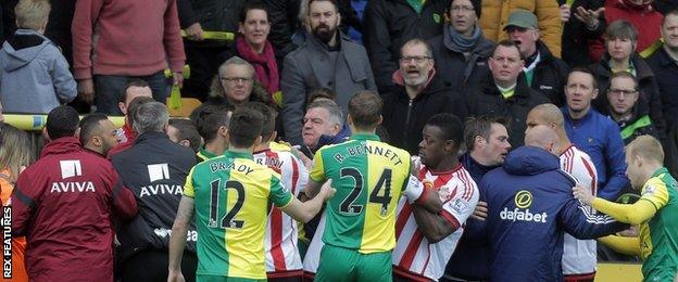 Tussles between Norwich and Sunderland