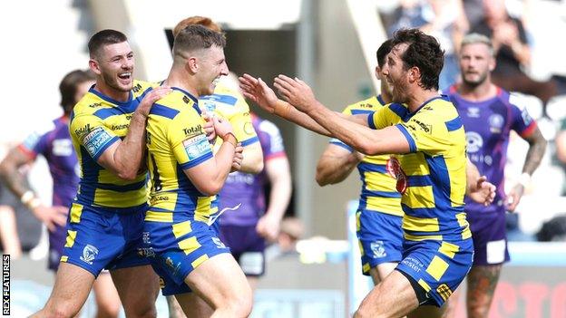 Warrington Wolves bounced back from their defeat by reigning Super League champions St Helens as they beat Wigan Warriors at the 2021 Magic Weekend