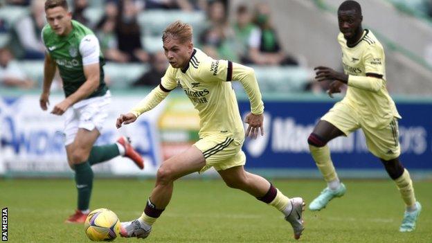 Emile Smith Rowe during Arsenal's friendly against Hibs