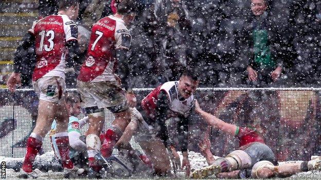 Jacob Stockdale scored the only try of the first half at Twickenham Stoop