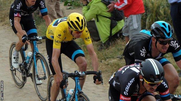 Chris Froome races in the 2015 Tour de France