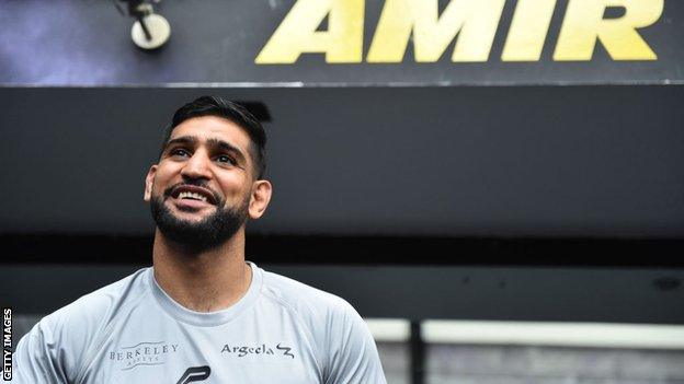 Amir Khan in camp