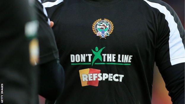 Referees wore PFA anti-abuse t-shirts in the Premier League in April 2019