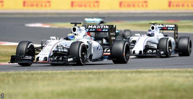 Massa leads Bottas