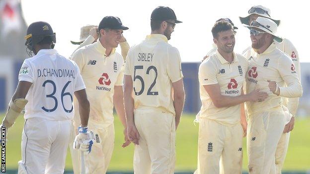 Mark Wood celebrates wicket