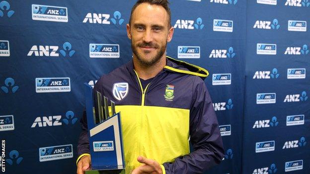 South Africa skipper Faf du Plessis with the Test series trophy