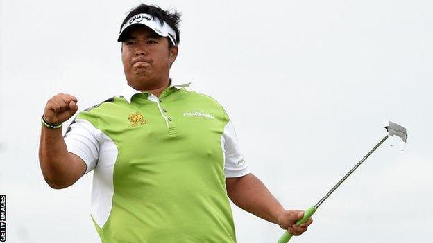 Kiradech Aphibarnrat celebrates his victory in Aberdeen