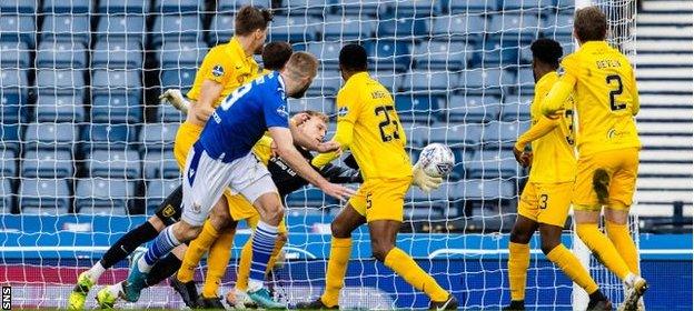 Shaun Rooney heads St Johnstone ahead