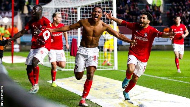 Niclas Eliasson celebrates Bristol City's winner