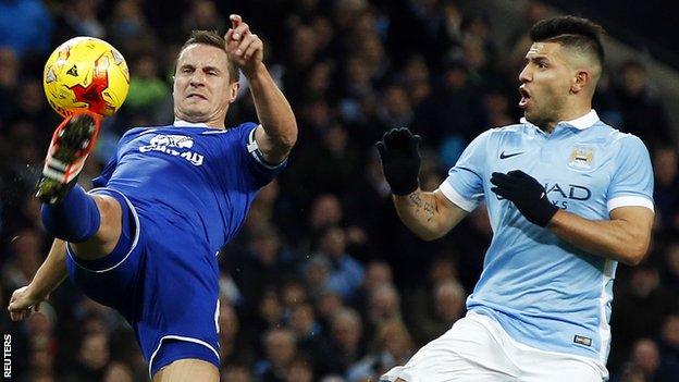 Jagielka keeps Aguero at bay