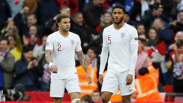 Kyle Walker (left) and Joe Gomez